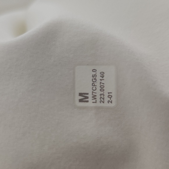 Lululemon Cinchable Waist High-Rise Woven Short 3.5" Medium White EXCELLENT - Picture 4 of 12